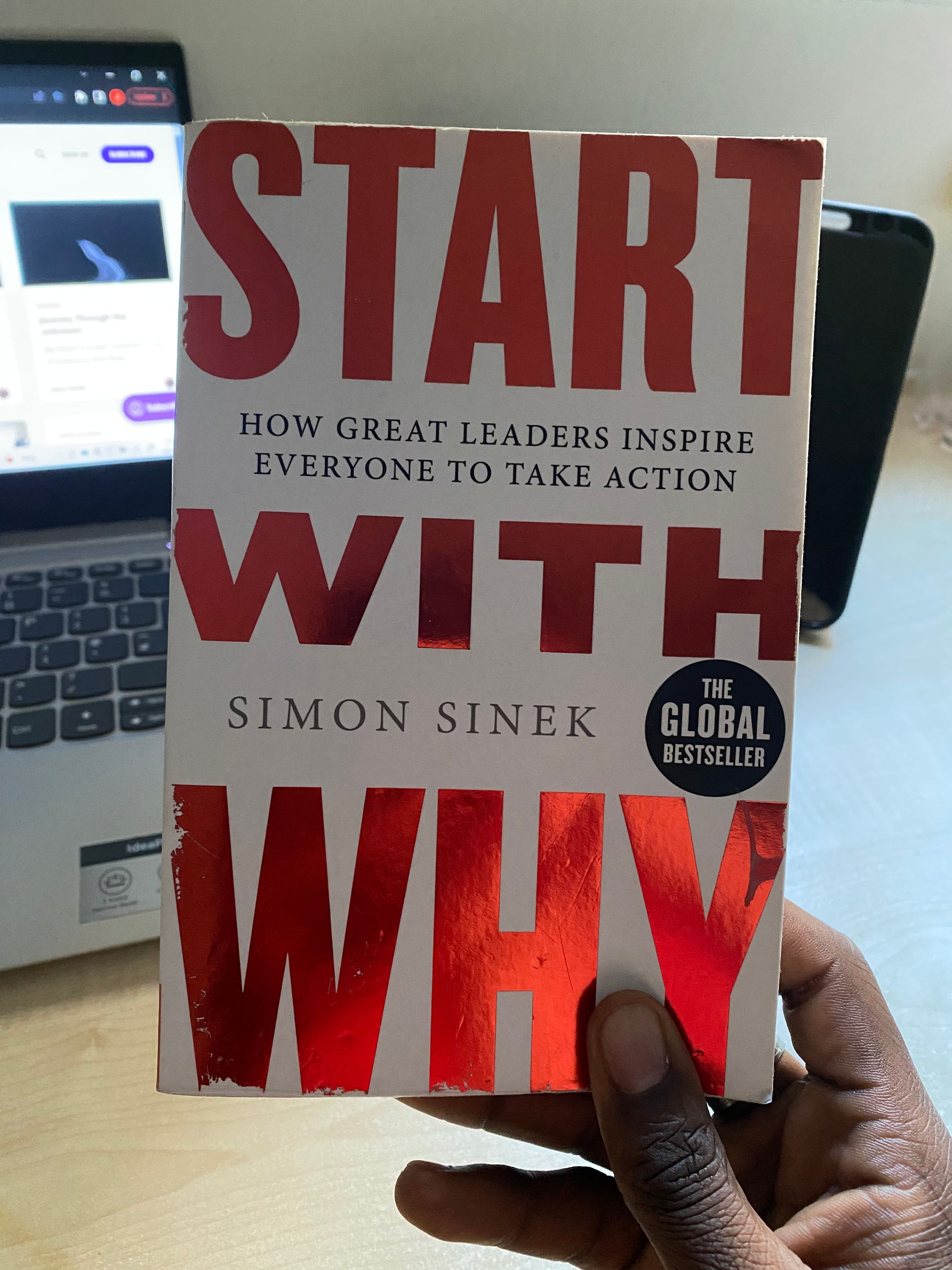 Start With Why Book  Simon Sinek - Simon Sinek